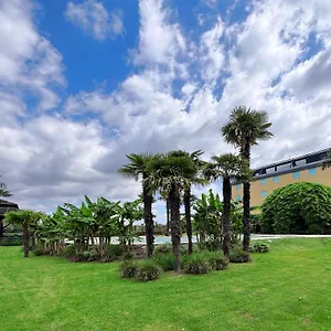Royal Garden Milano אסאגו